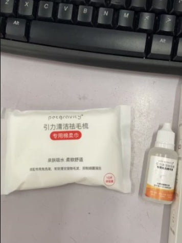Gravity Hair Removal With Water Injection Cleaning Comb