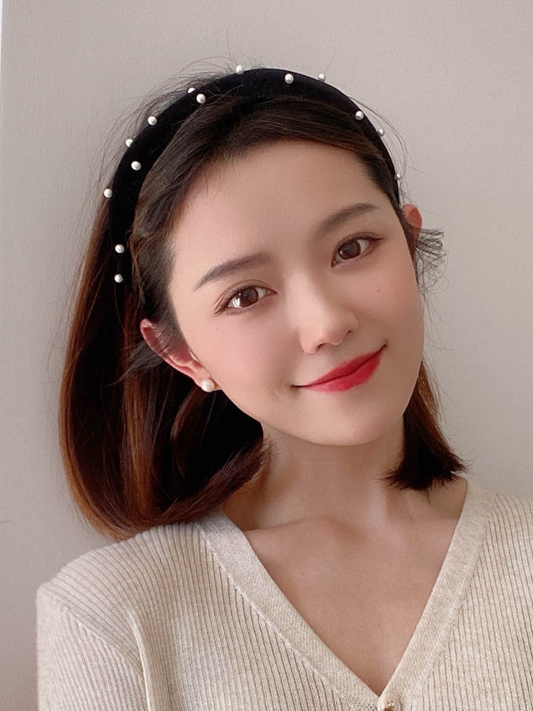 Black Velvet Pearl Sponge Headband