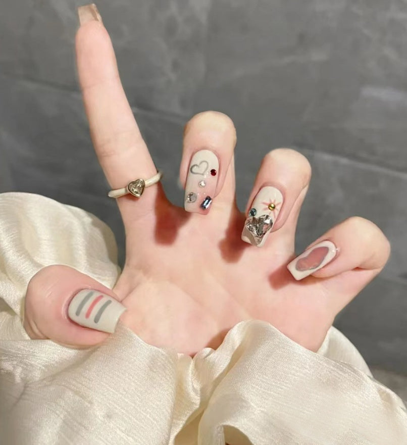 Nail Art Hot Milk White Plaid Graffiti Colorful Crystals Wear Nail Nails