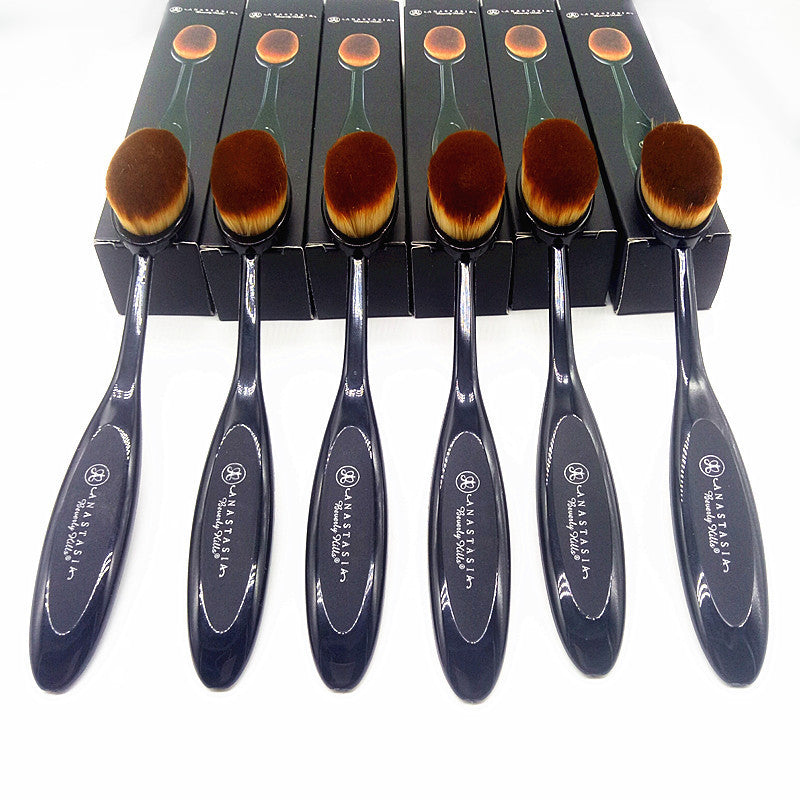 Ladies Fashion Foundation Brush Beauty Tool