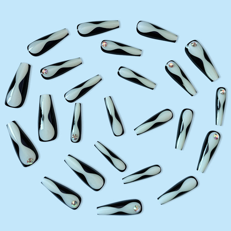 Light Luxury Spot Drill Black Line Wear Armor Advanced Nail Tips Fake Nail Patch