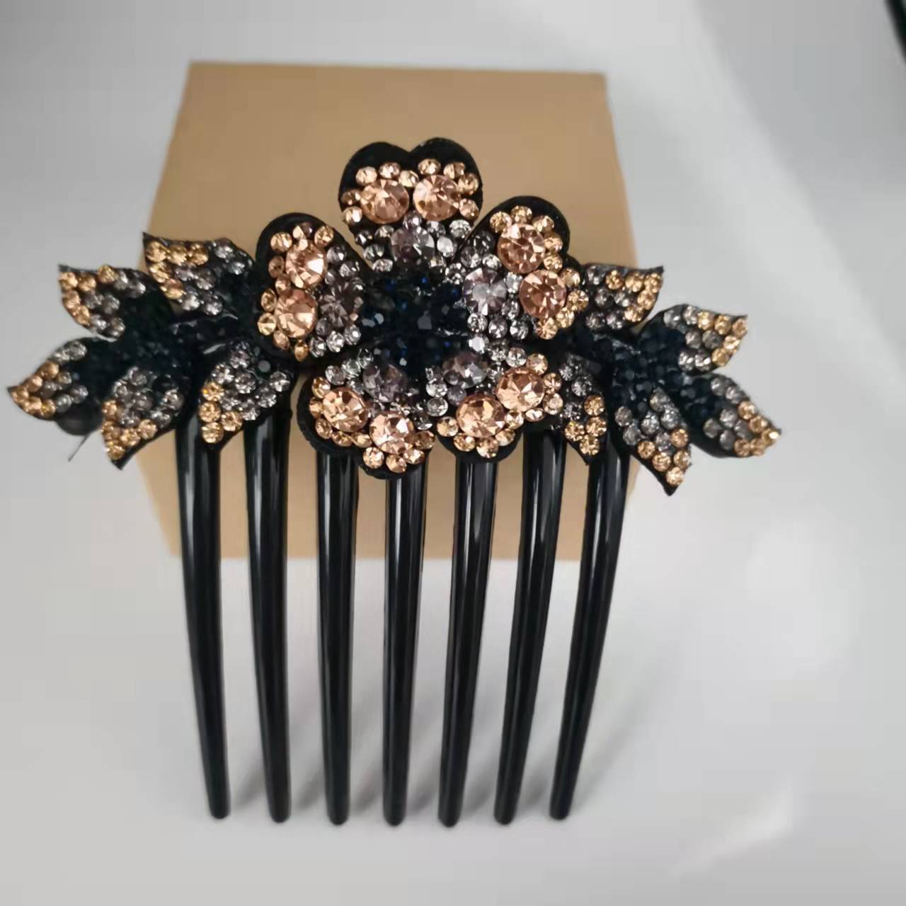 Women's Fashion Casual Rhinestone Anti-slip Hair Comb