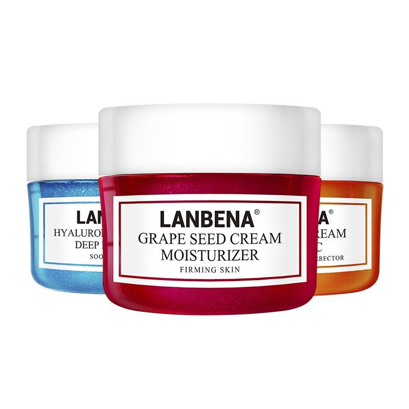 Moisturizing and nourishing cream