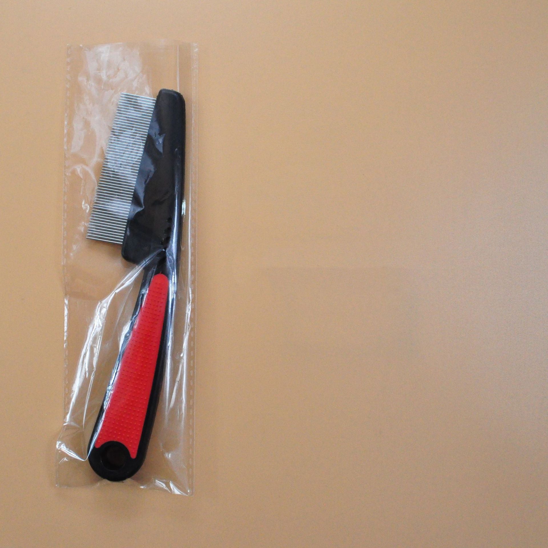 In addition to fleas dog comb needle pet comb