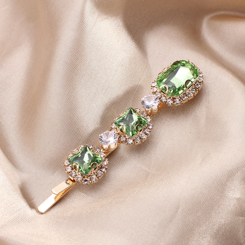 Green zircon hairpin light