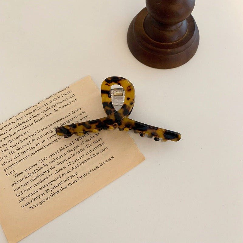 Ladies Fashion And Elegant Leopard Print Fleece Clip Acetate