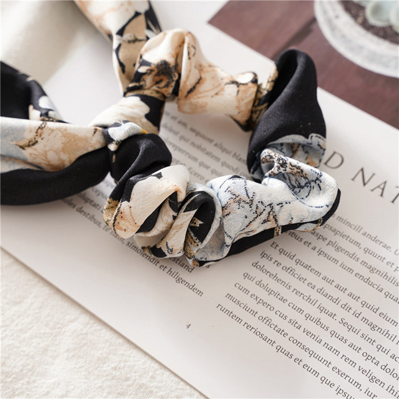 Triangular Colon Circle Headband