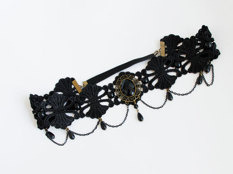 Personal Style Queen With Pearl Lace Headband