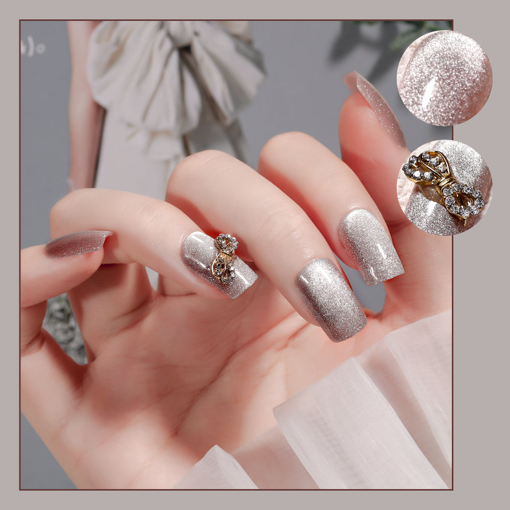 Fake Nail Patches Hand Wearing Art