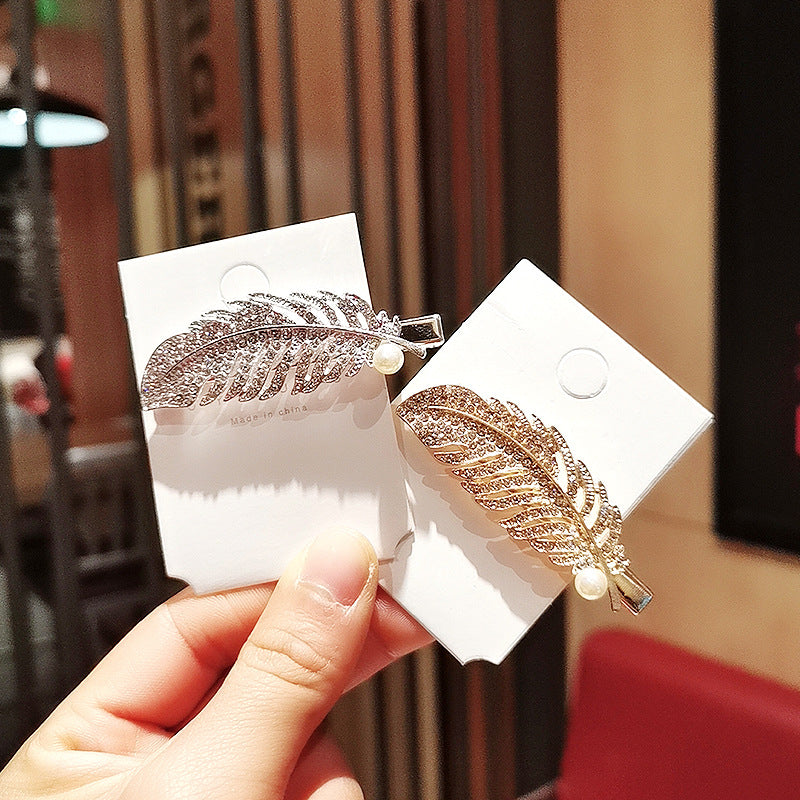 Korean Temperament Net Red Feather Rhinestone Pearl Hairpin Metal Duckbill Clip
