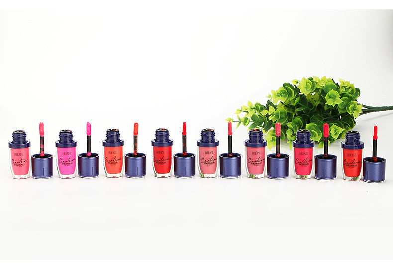 Carotene moisturizing lip glaze
