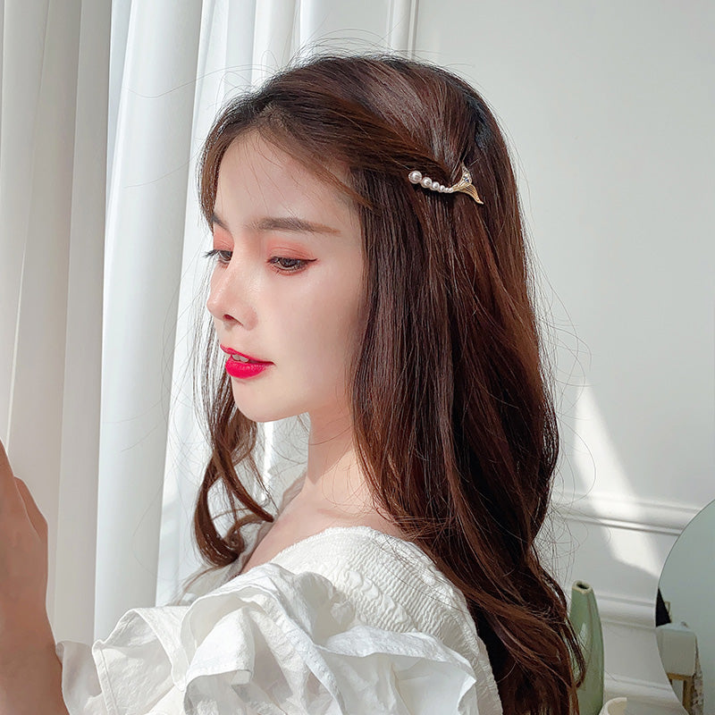 Exquisite and simple mermaid tail hairpin side clip girl