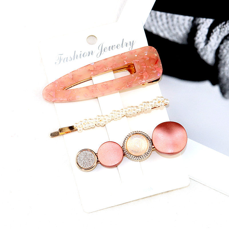Vintage pearl hairpin headdress