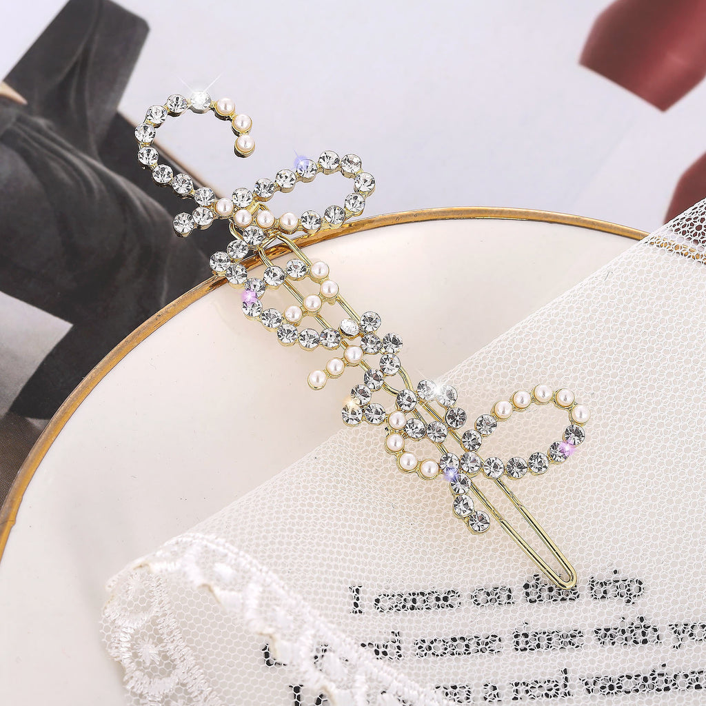 Small Fragrance Letter Pearl Rhinestone Frog Clip