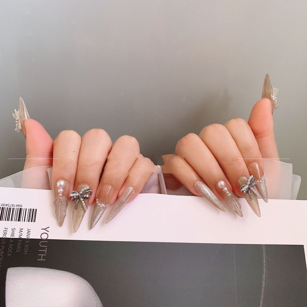 Vultune Light Luxury Fairy Skirt Hem White Nail Patch Pearl