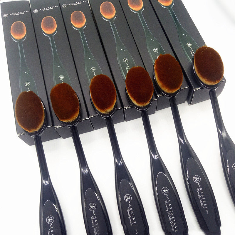 Ladies Fashion Foundation Brush Beauty Tool