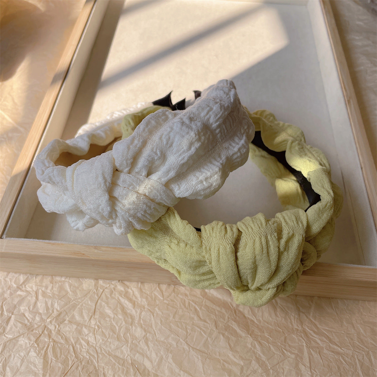 Bubble Crinkle Bow Twist Vintage Gentle Cream Headband
