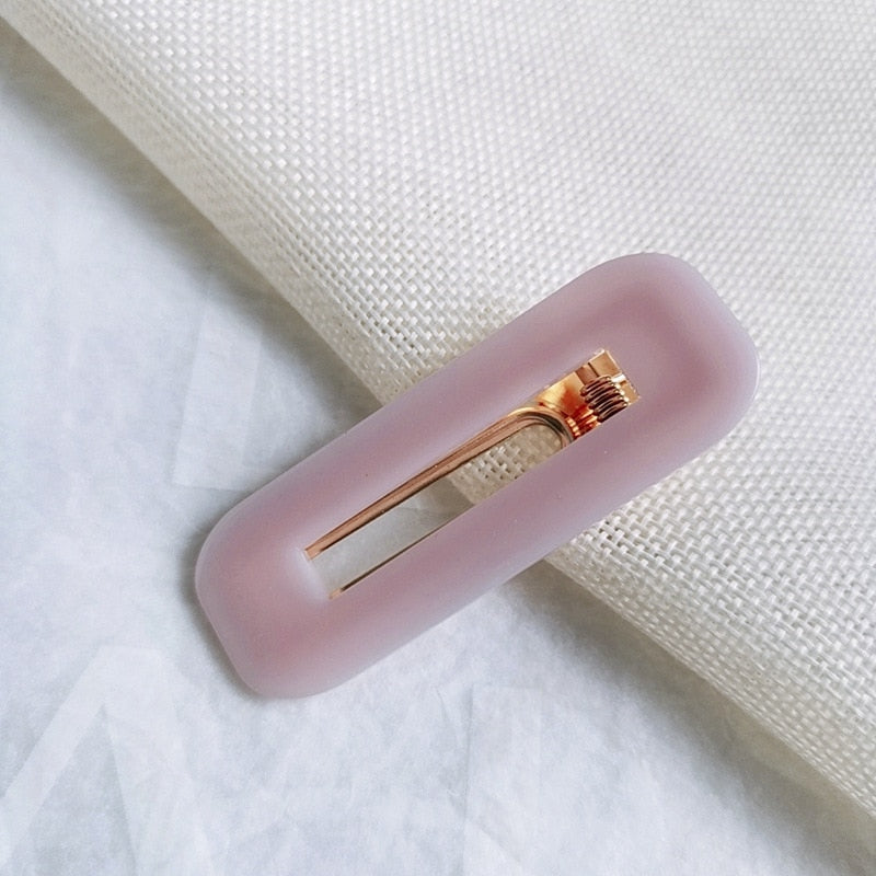 Macaron hairpin
