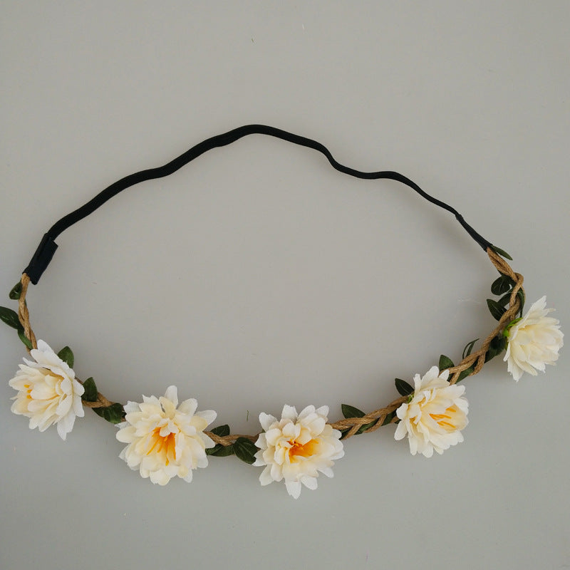 Garland headdress Mori rattan
