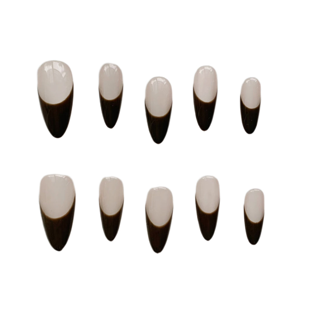 Advanced Almond Finished Nail Art