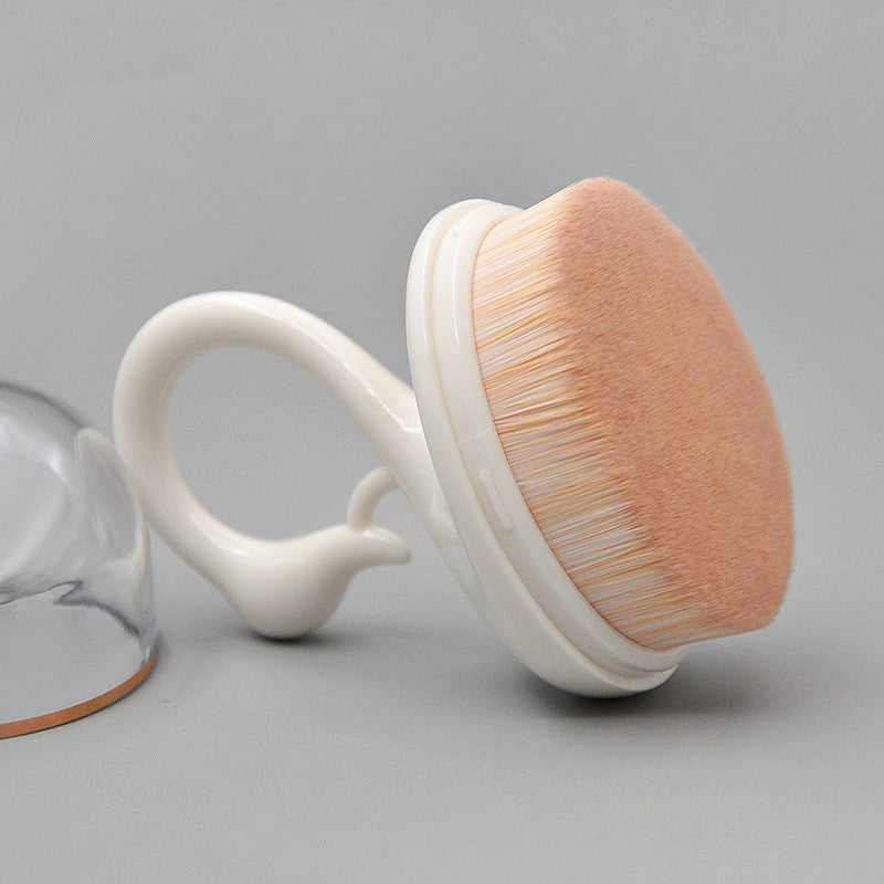 New Single Little Swan Powder Foundation Brush Magic Portable No Eating Liquid Foundation Seamless Makeup Brush PVC Cover Packaging