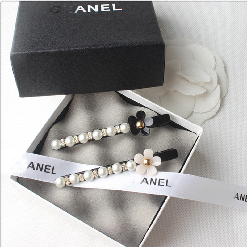 Fashionable Simple Acrylic Pearl Flower Hairpin