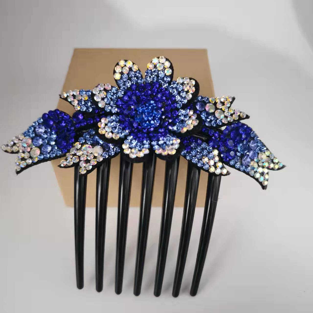 Women's Fashion Casual Rhinestone Anti-slip Hair Comb
