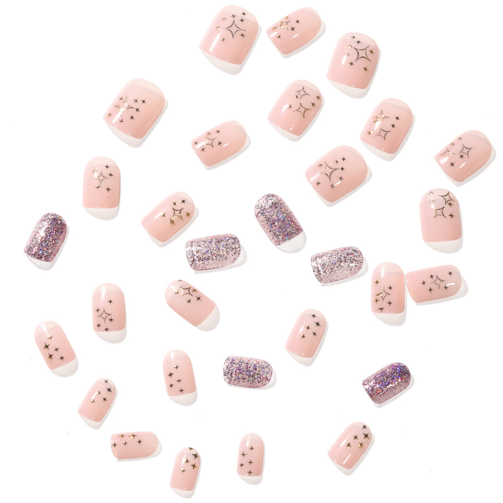 Fake Nail Patches Hand Wearing Art