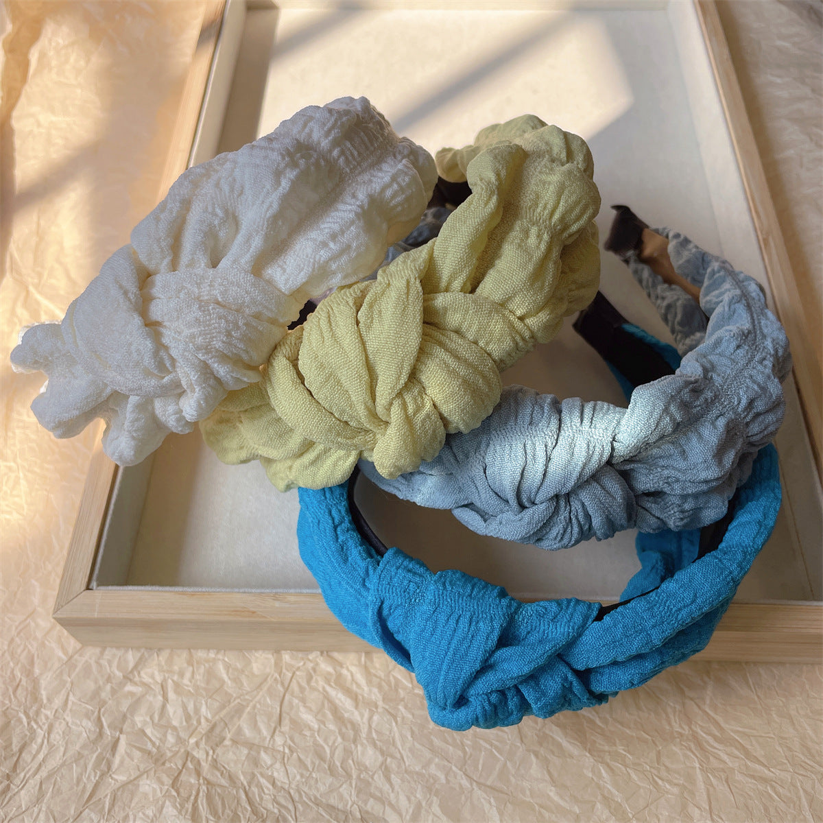 Bubble Crinkle Bow Twist Vintage Gentle Cream Headband