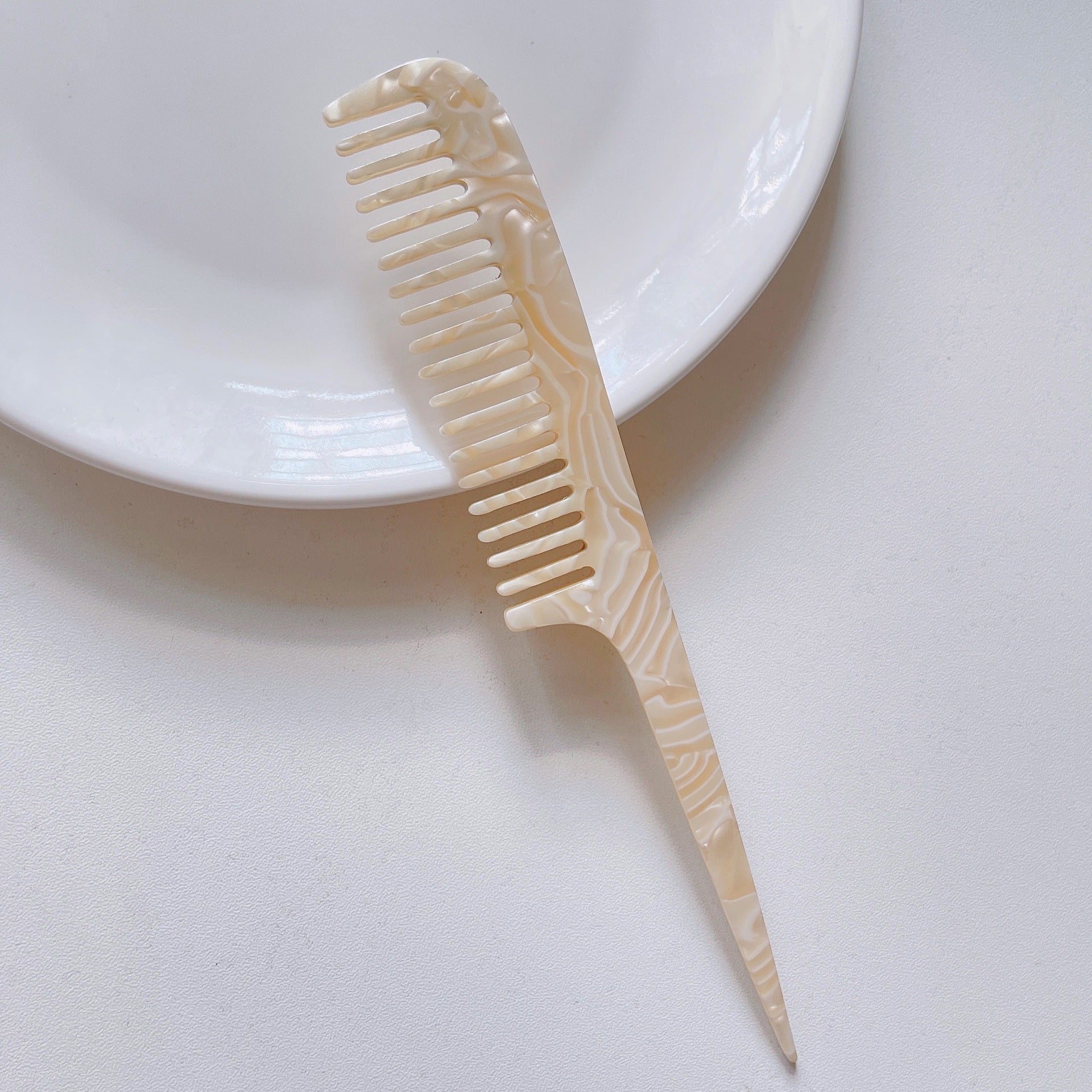 Simple Marble Texture Acetate Long Handle Pointed Tail Comb
