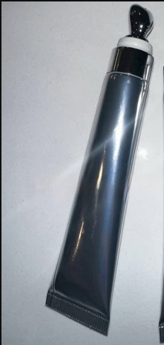 Retro Lip Oil Care For Plump Lips