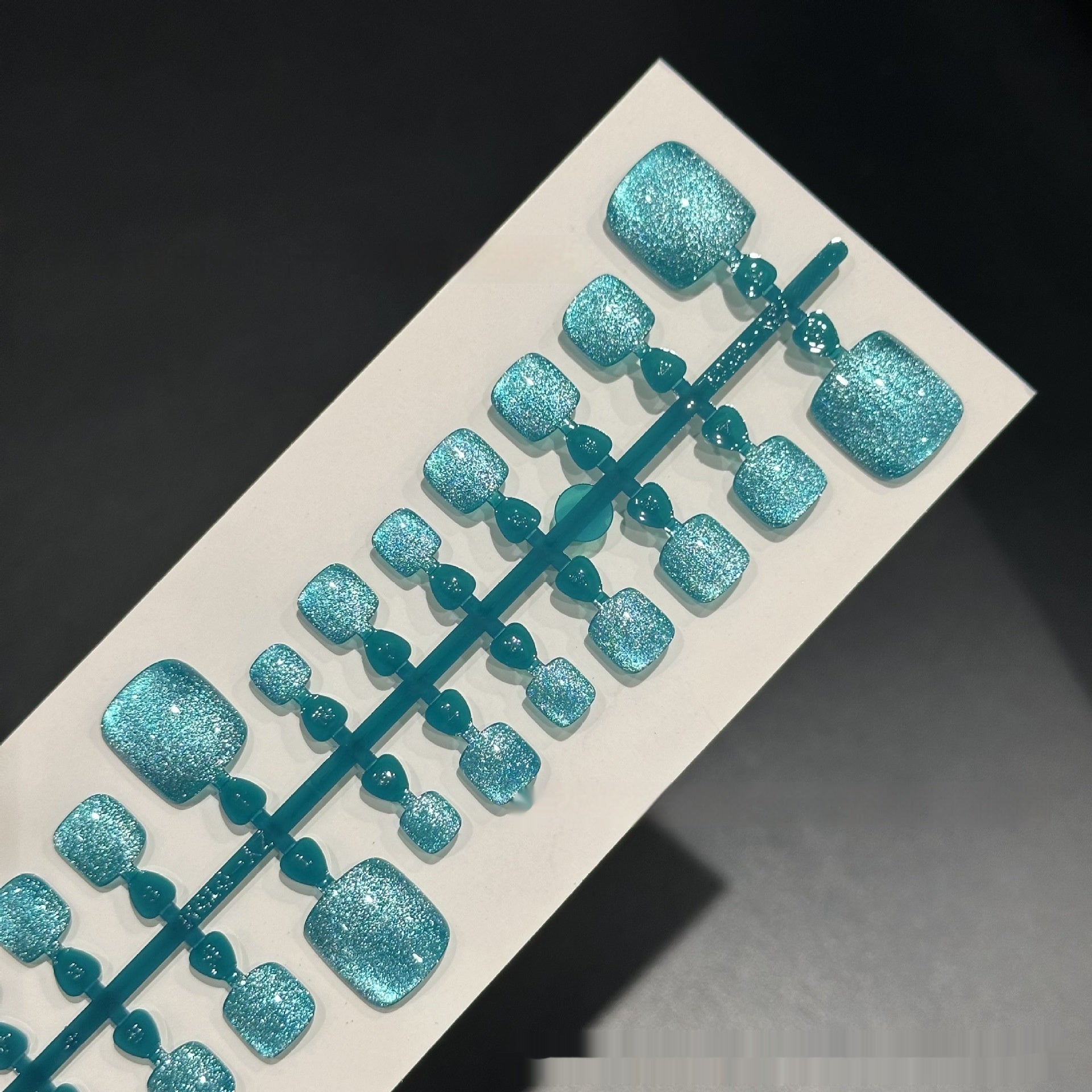 Toenail Spearmint Prefabricated Armor Dark Color Cat Eye Nail Temperament Wear