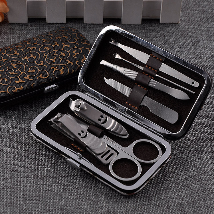 7 piece set of nail clippers