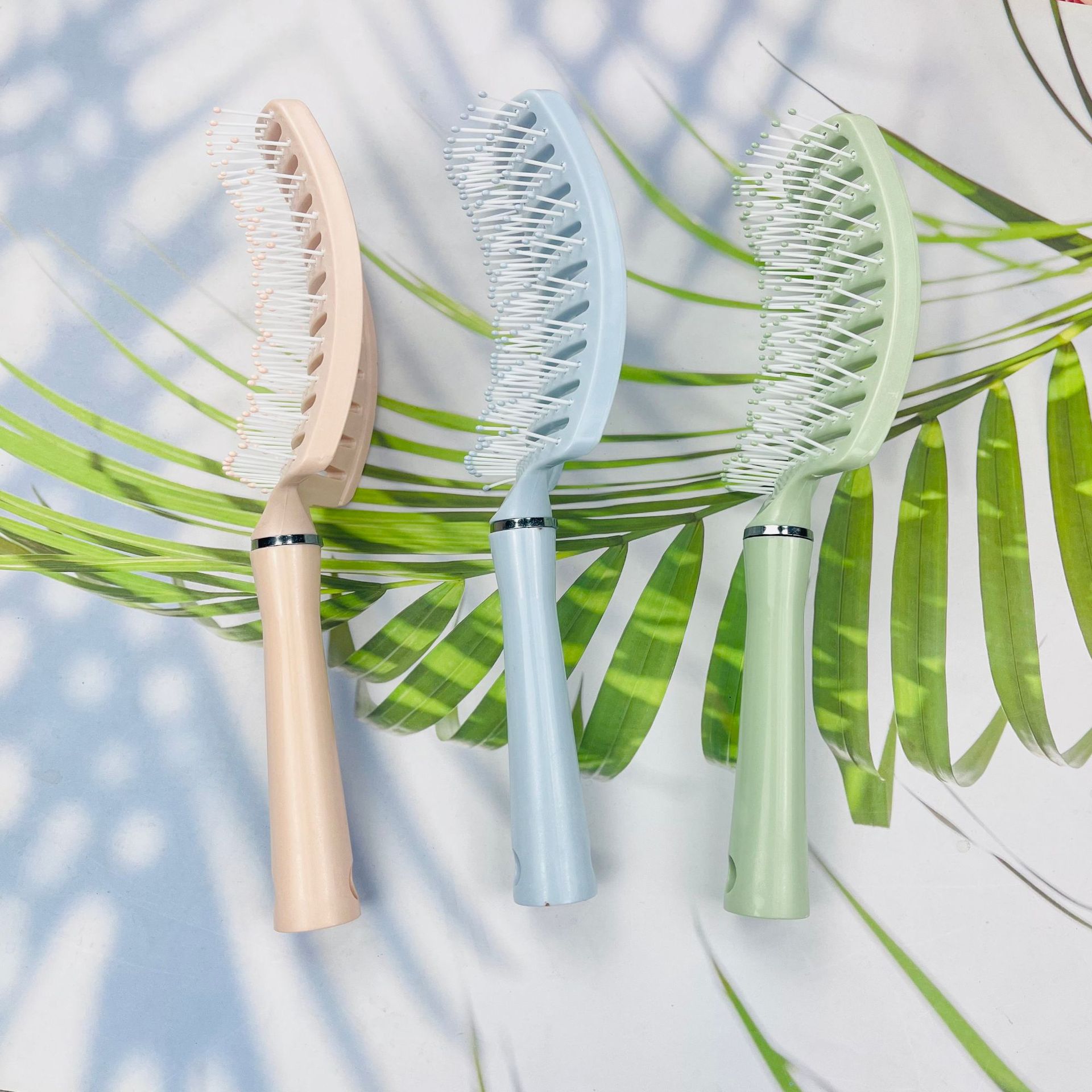 Home Plastic Curved Hollow Fluffy Styling Comb