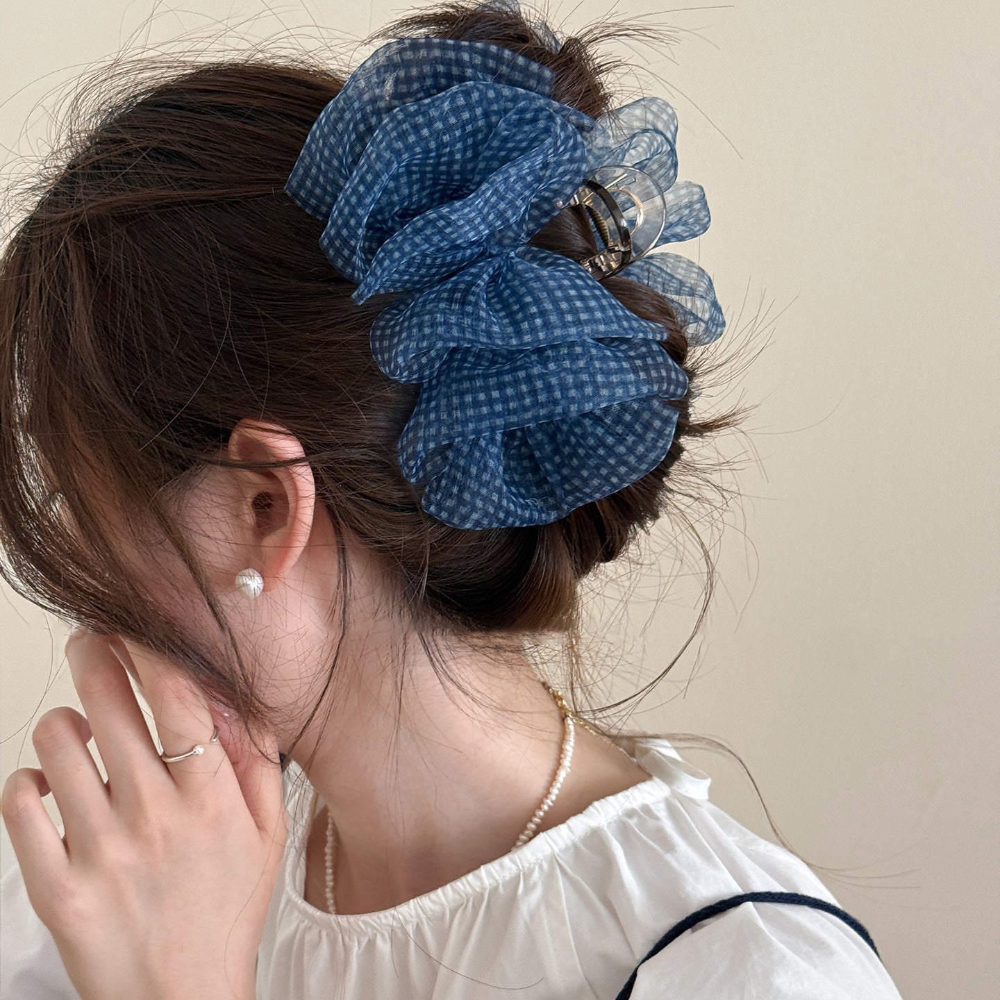 Tibetan Blue Grid Seersucker Back Head Shark Clip Fashion Hairpin