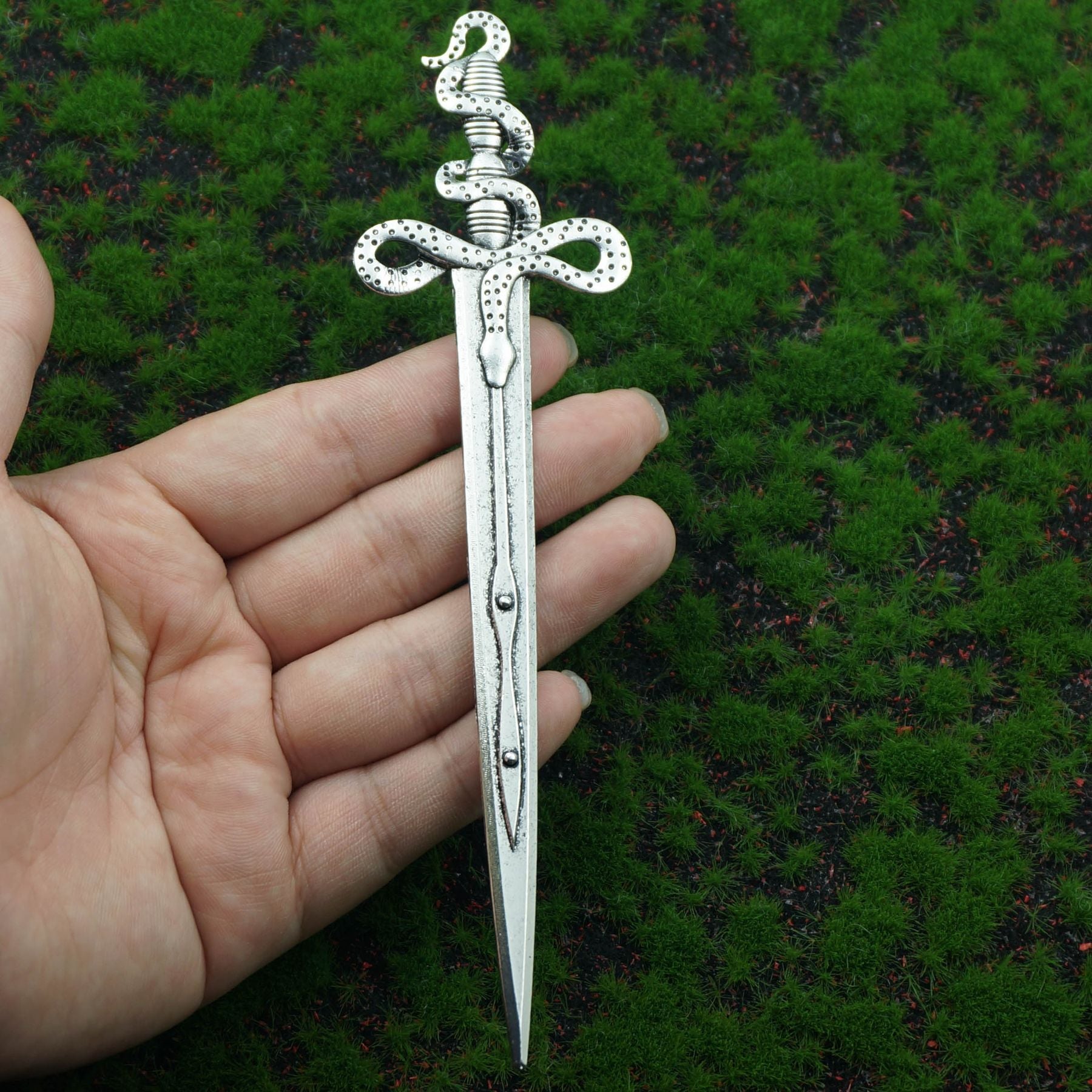 New Chinese Style Simple Personality Dragon-shaped Tassel Hairpin