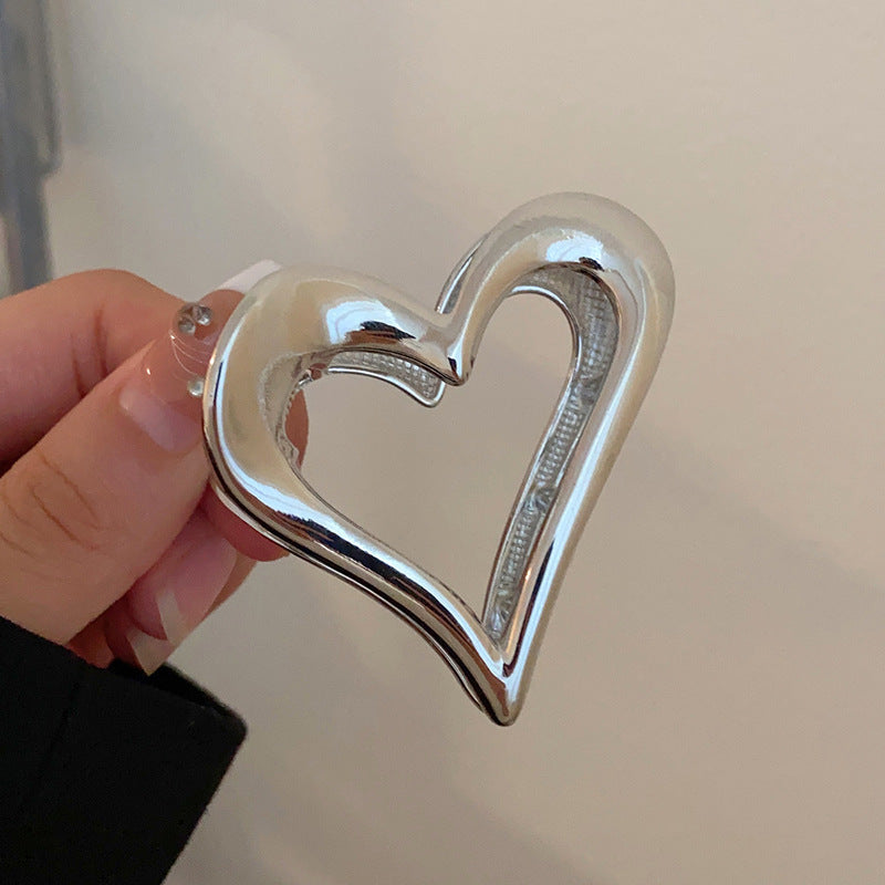 High Sense Metal Heart Grip Simple