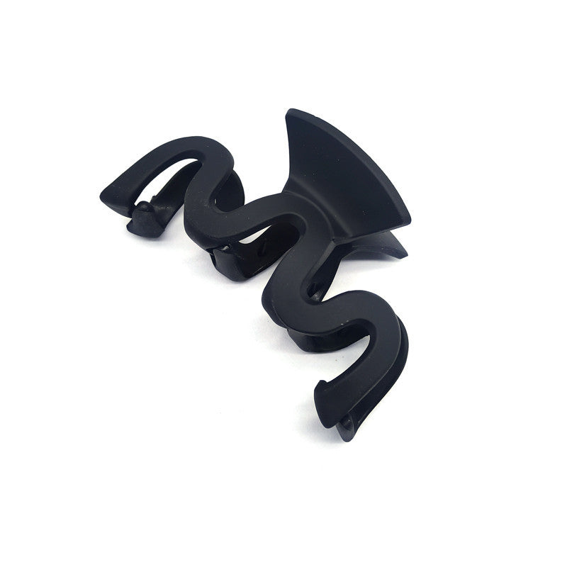 plain matte wavy claw