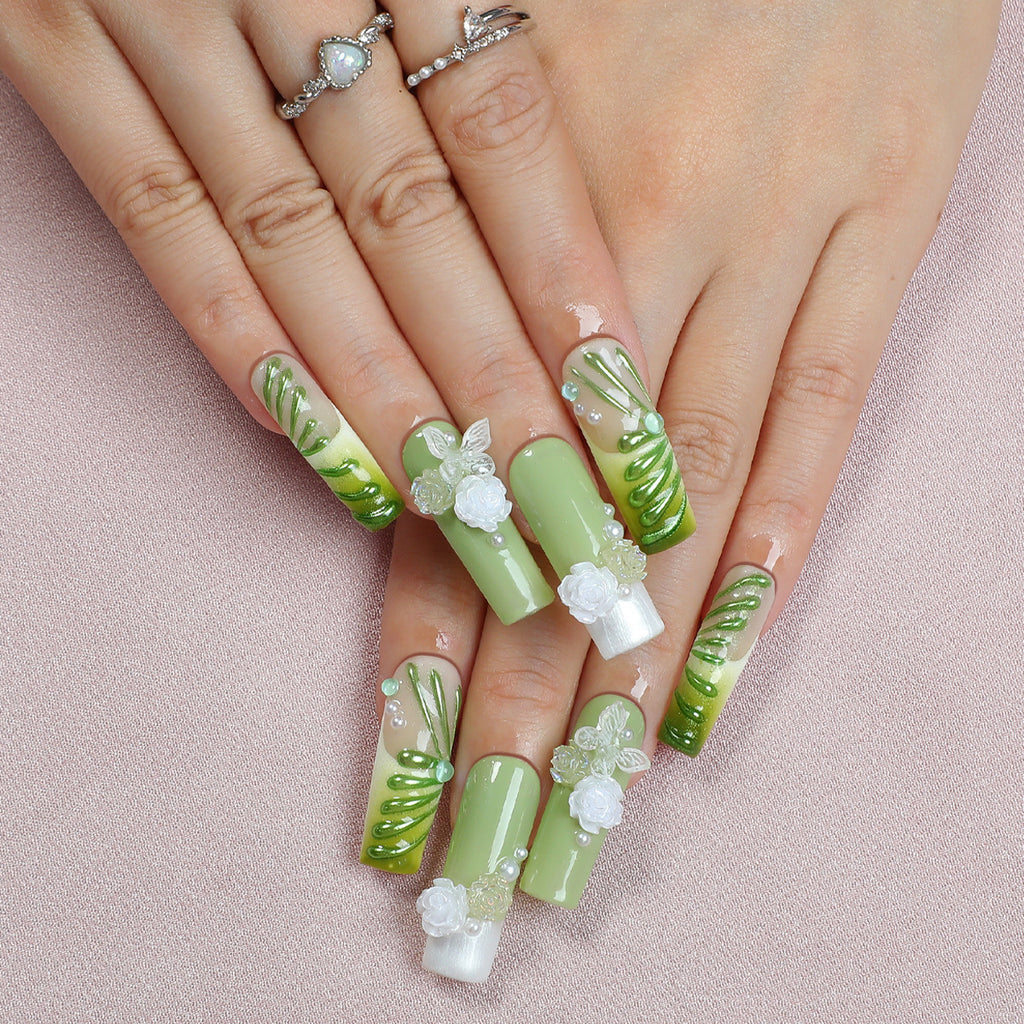 Handmade Wear Nail Painting Heavy Industry Heart Shape With Diamond
