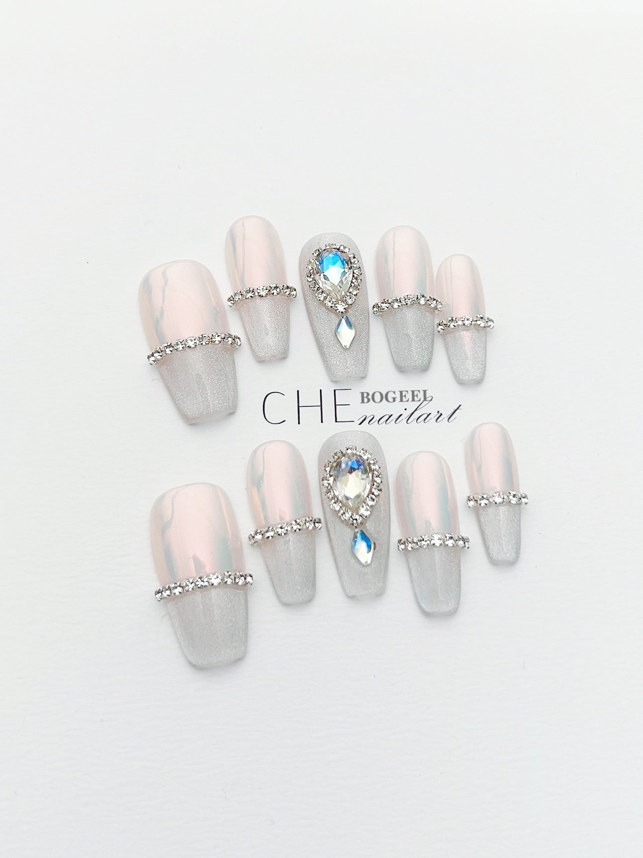 Chebogeel Aurora Cherry Blossom Spring And Summer French Blush Gradient Cat Eye Simple White High-grade Handmade Manicure Wear Gentle