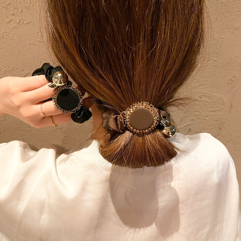 Small Fragrance Leather English Letter Diamond Disc Hair Ring