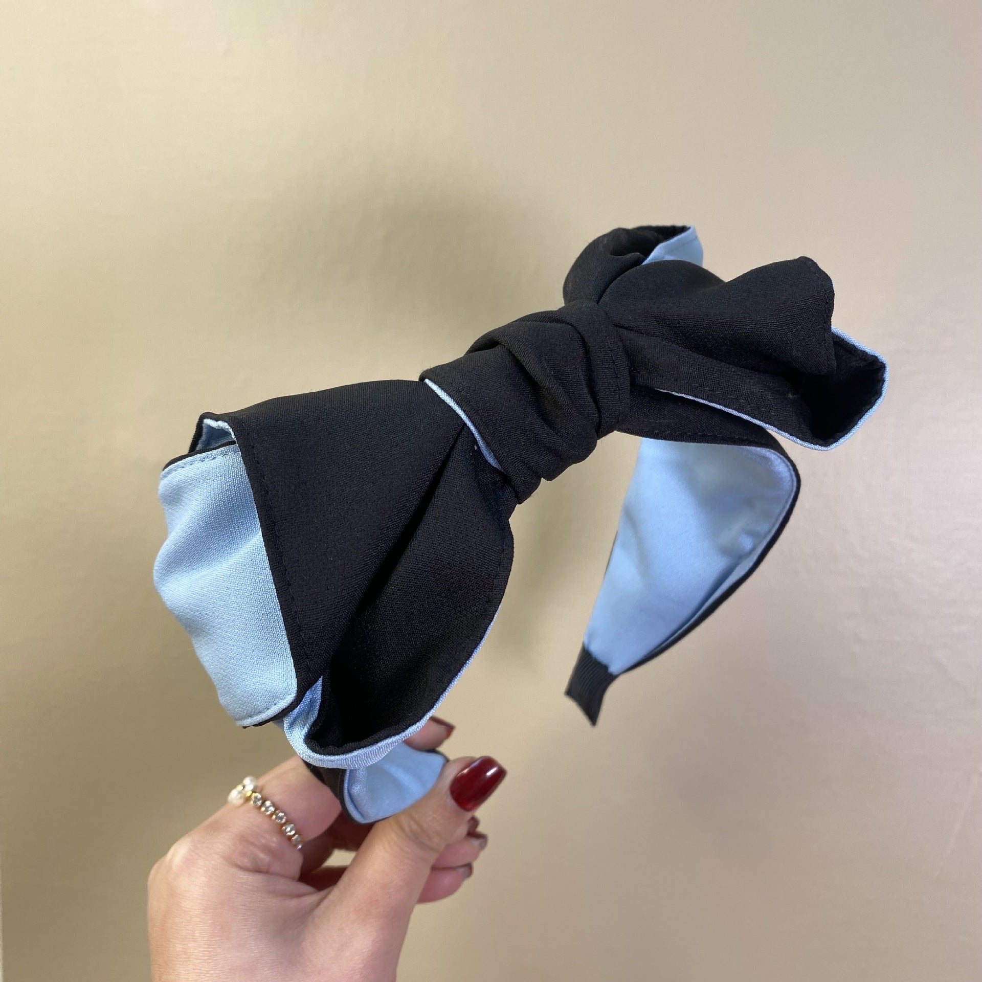 Retro Solid Color Three-dimensional Multilayer Bow Headband