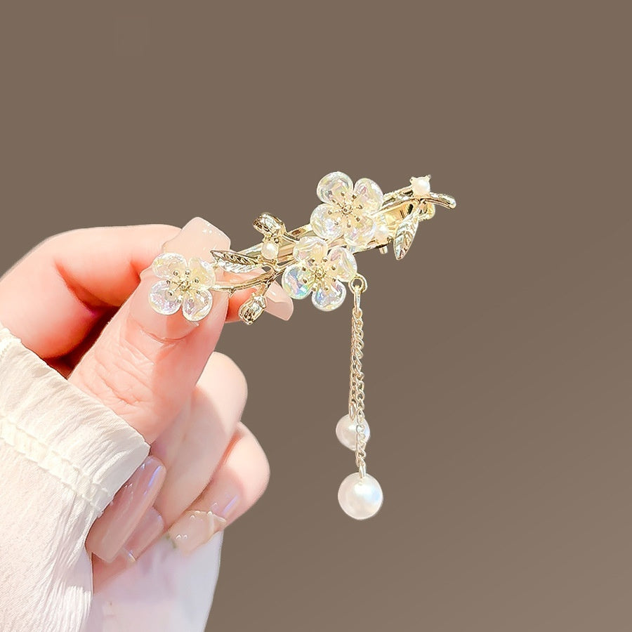 Clip Hairware Full Diamond Wheat Grip