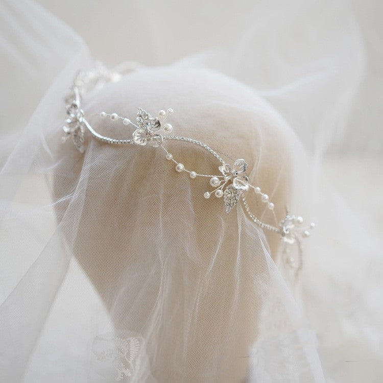 Korean Style Bridal Wreath With Long Hair