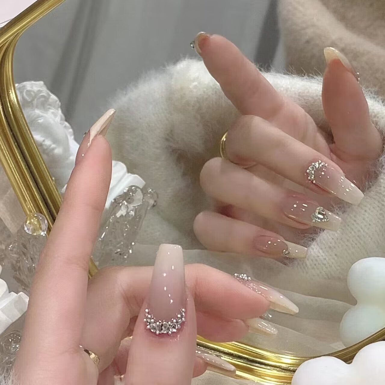 Wear Nail Milky White Gradient Crooked Peach Heart Nail Sticker