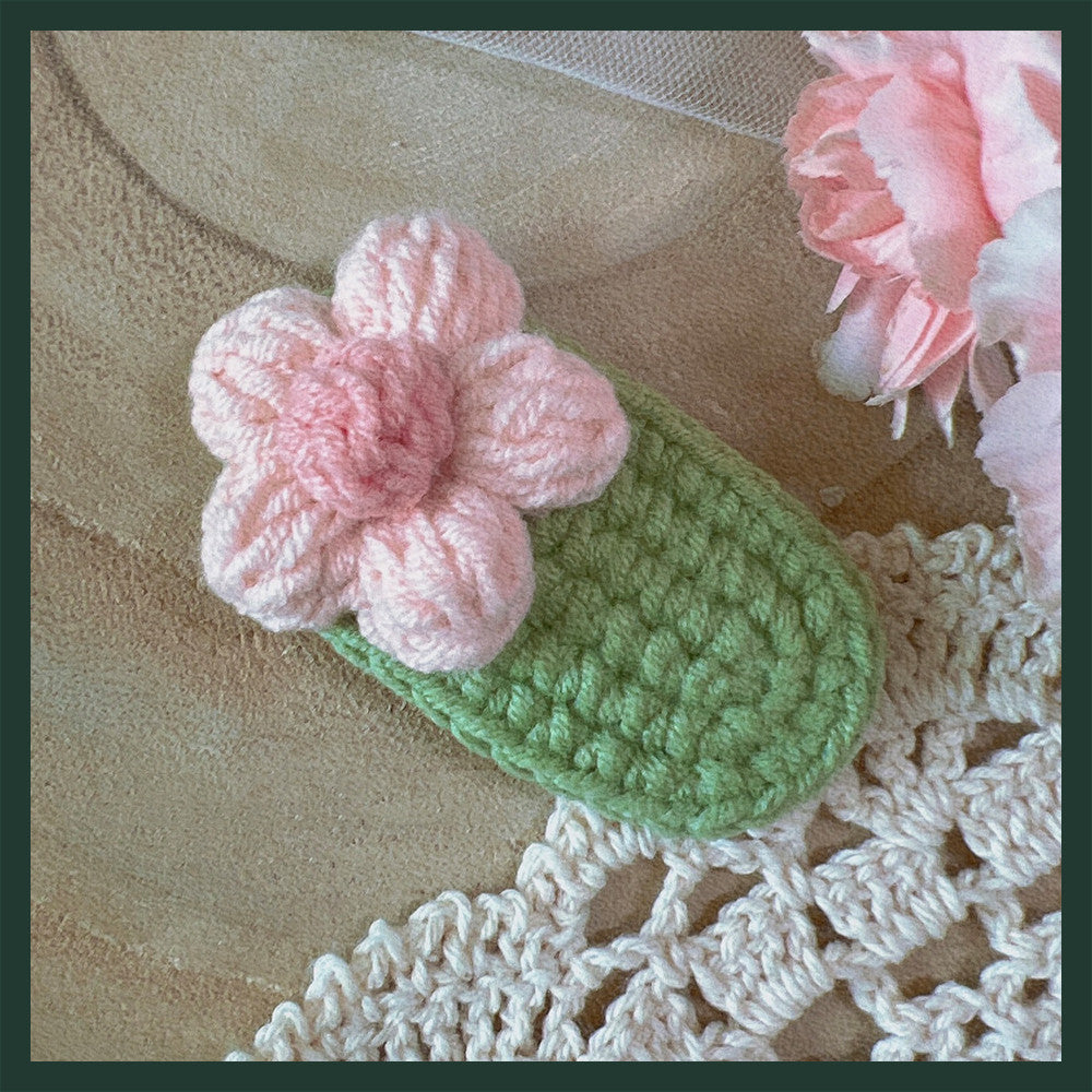 Hand Crocheted Yarn Weaving Vintage Embroidery Barrette