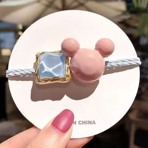 Elastic rubber headband