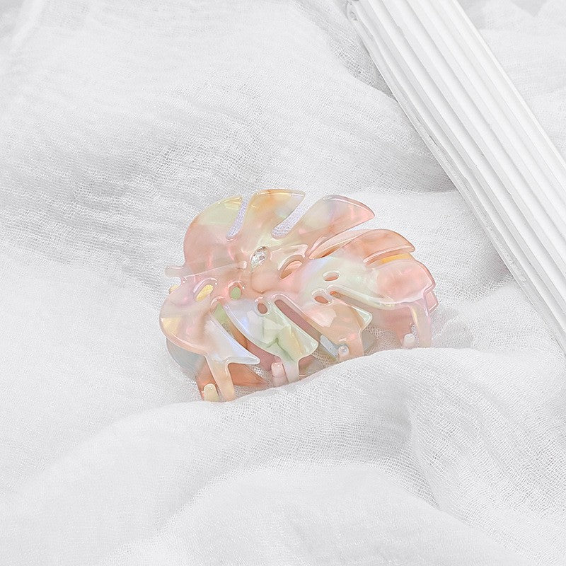 Elegant Leaf-shaped Hair Clip For The Back Of The Head