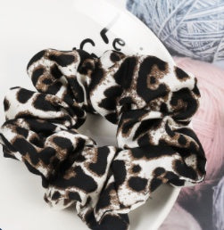 Bright Leopard Large Intestine Loop