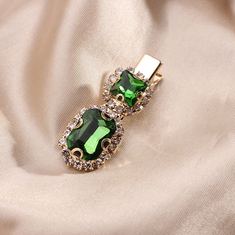 Green zircon hairpin light